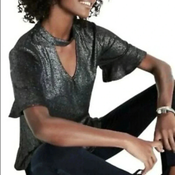 Lucky Brand | Metallic Silver Keyhole Cutout Choker Ruffle Blouse Size XS - Picture 1 of 8